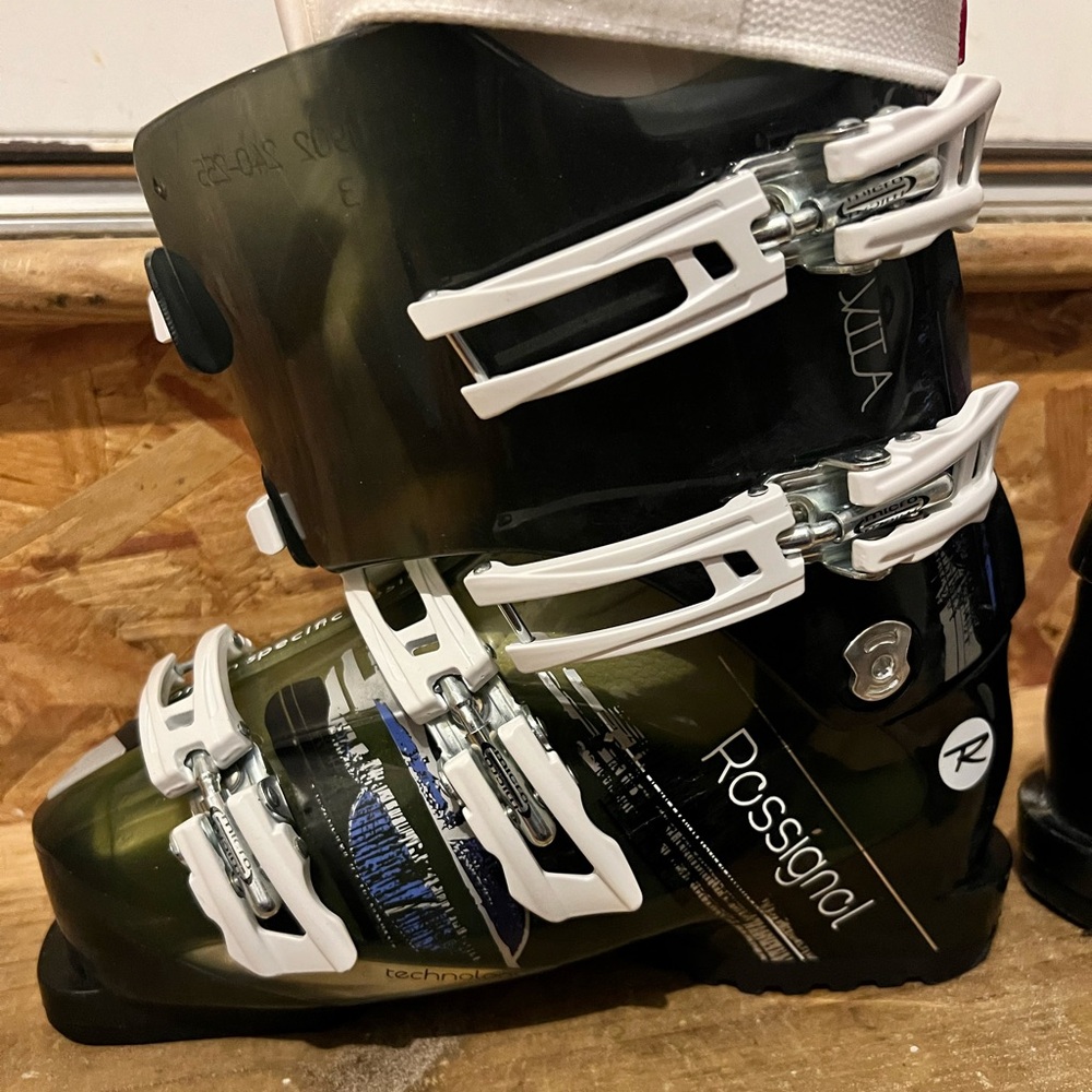 Ski boots Rossignal